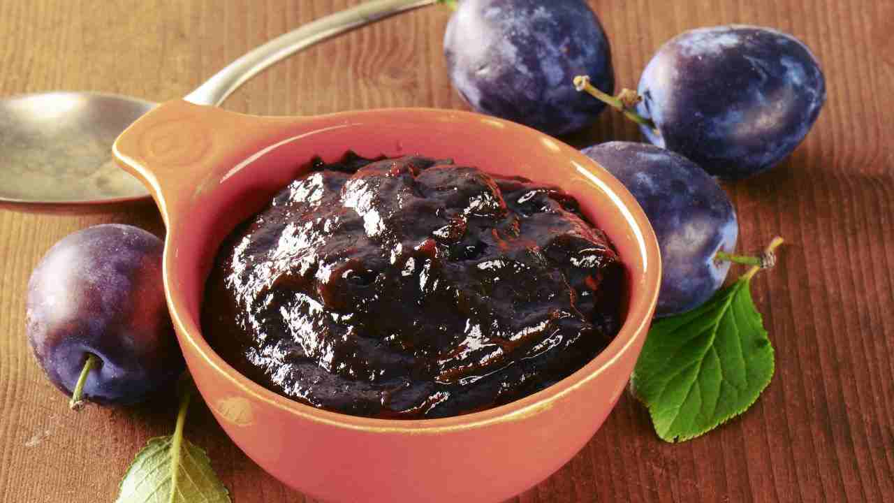 Confettura di prugne buttalapasta.it