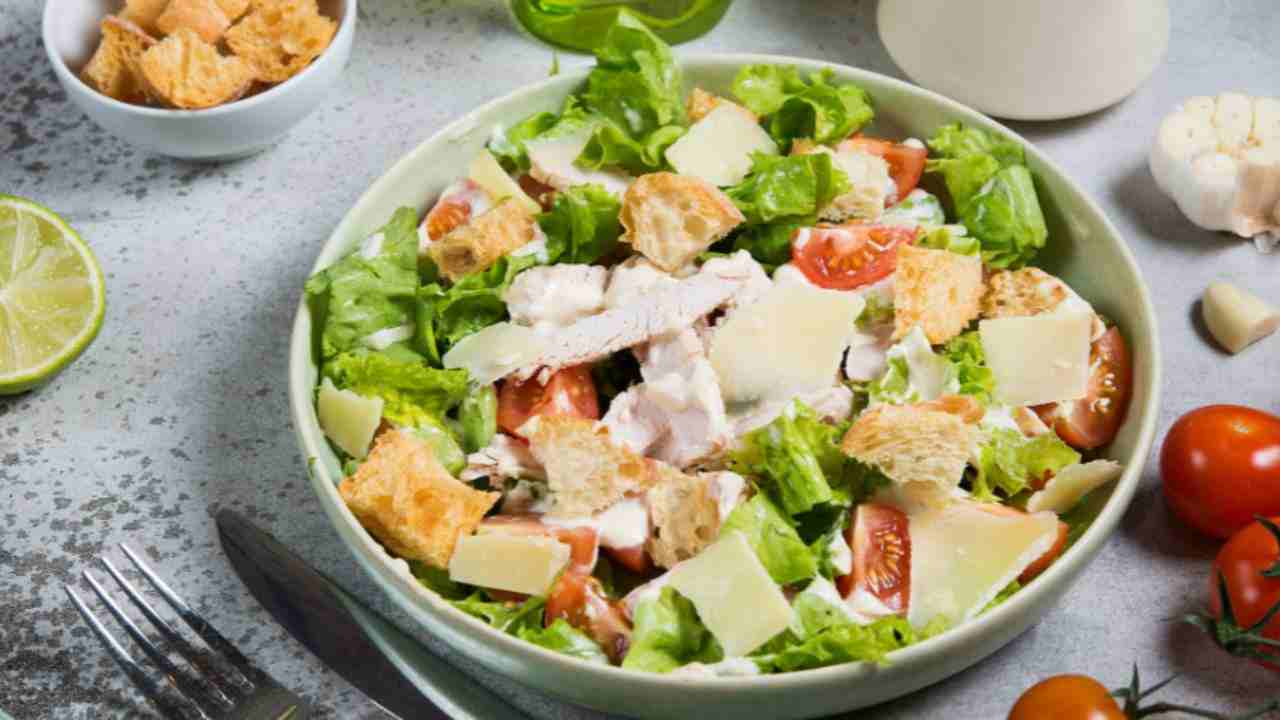 Insalata di pollo buttalapasta.it