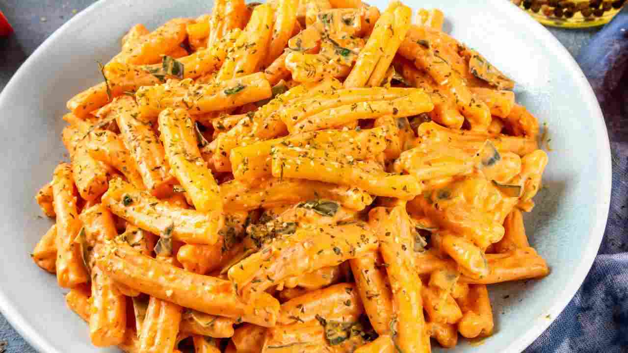 Pasta con crema di zucca - ButtalaPasta.it