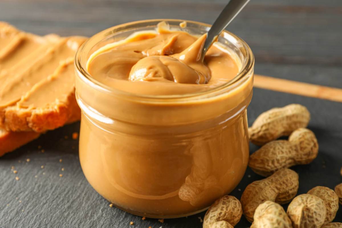 barattolo di burro di arachidi