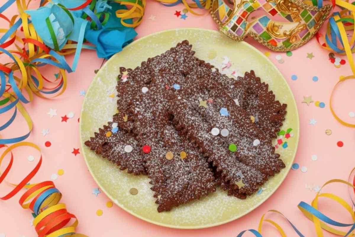 chiacchiere di carnevale al cacao