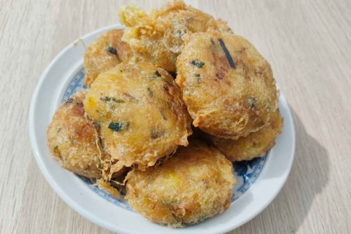 frittelle dorate di patate e speck