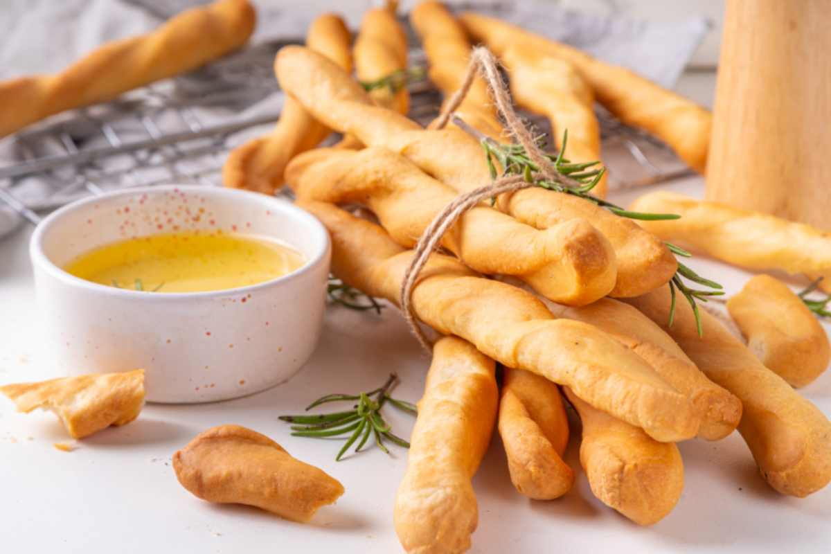 grissini dorati con erbe