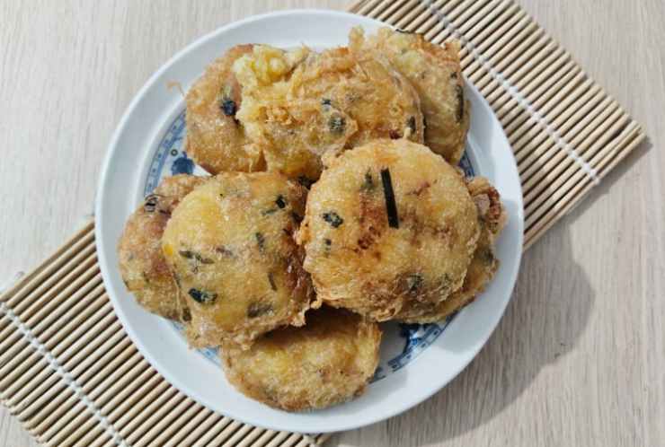 frittelle rustiche aromatizzate