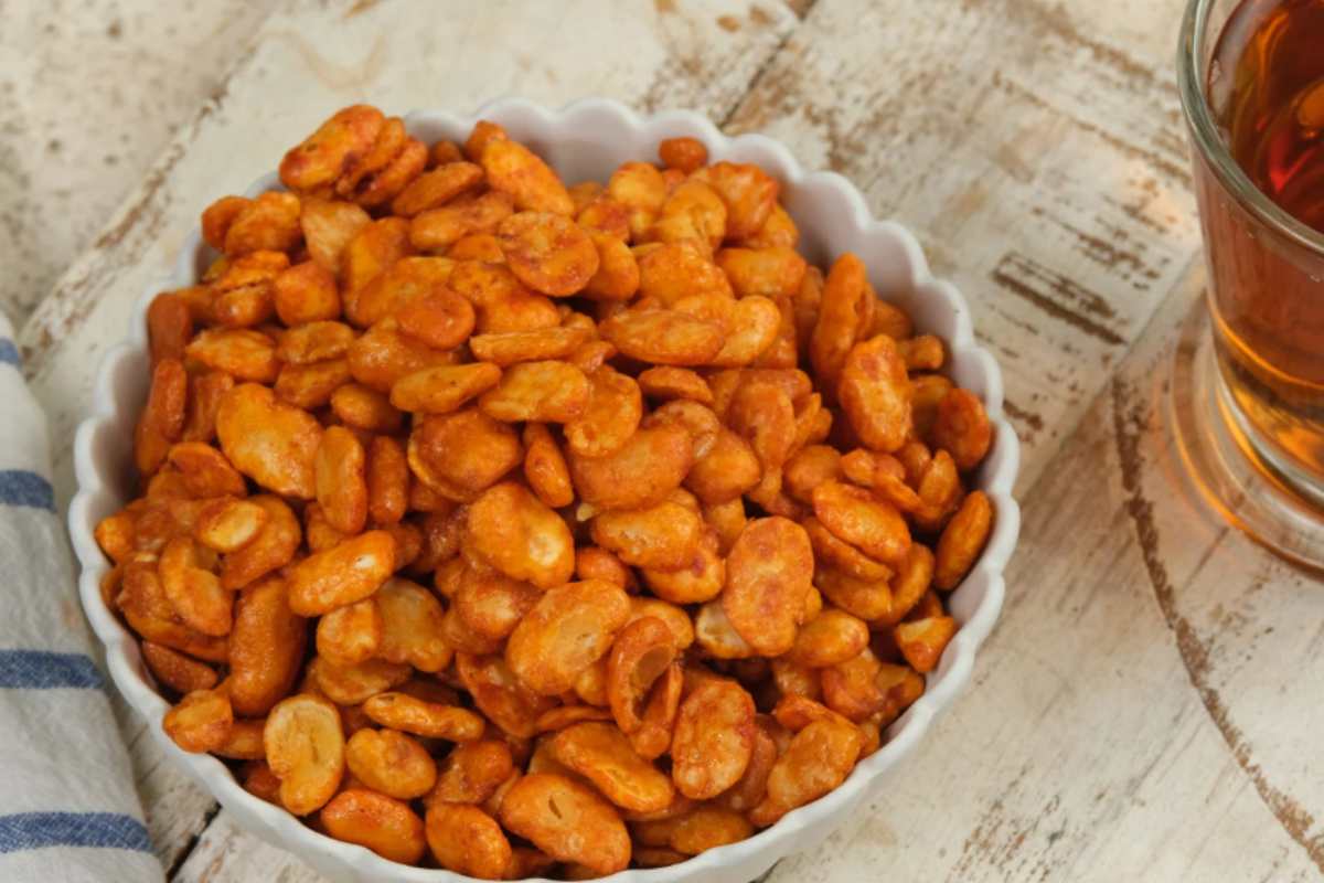 fagioli croccanti in una ciotola