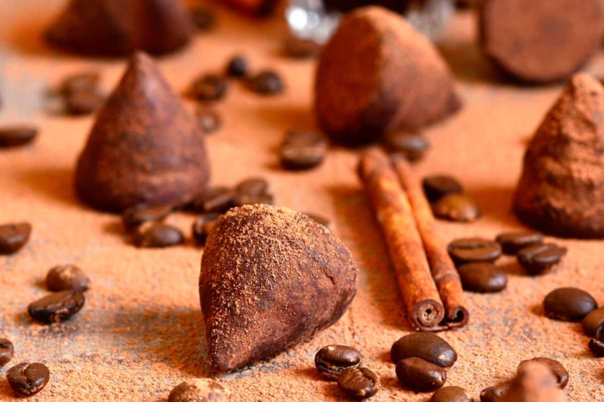 tartufini al caffè sparsi