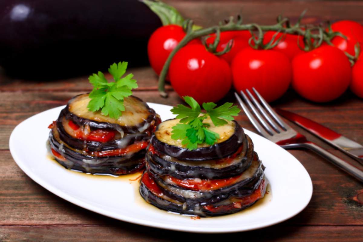 torrette di melanzane e pomodori