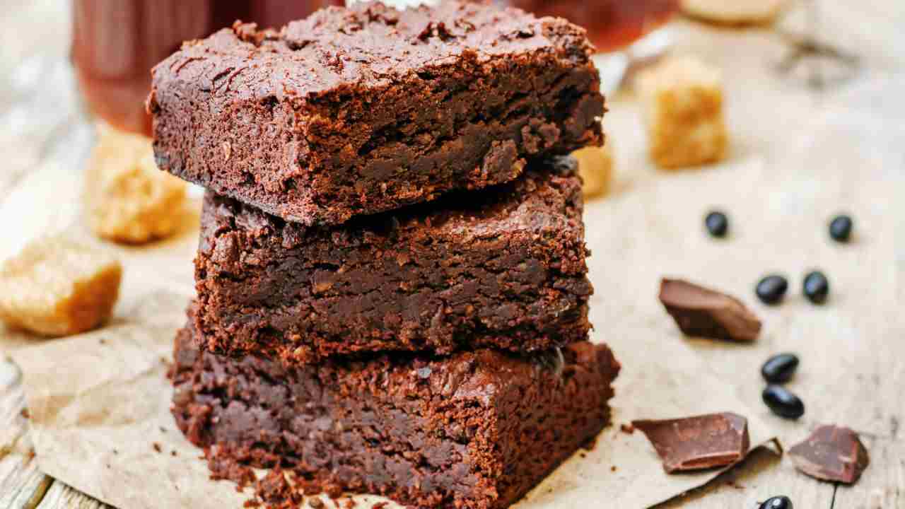 Brownies vegani senza glutine buttalapasta.it