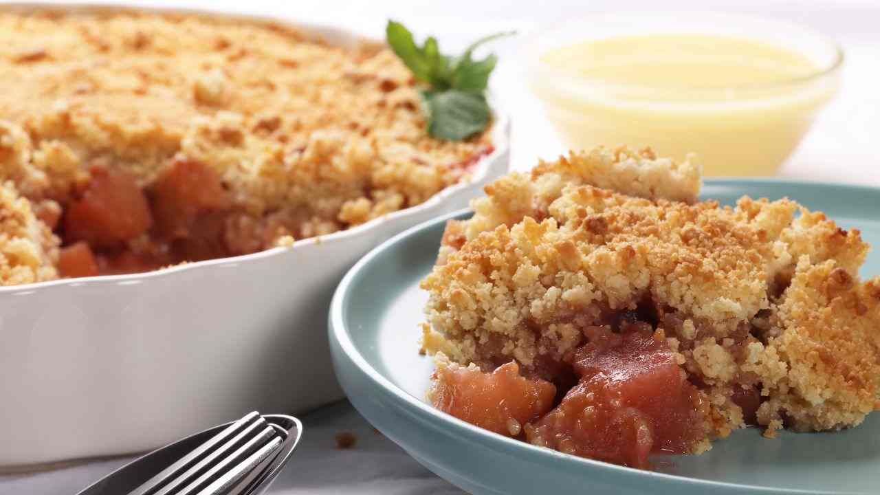 Crumble di mele e cannella buttalapasta.it