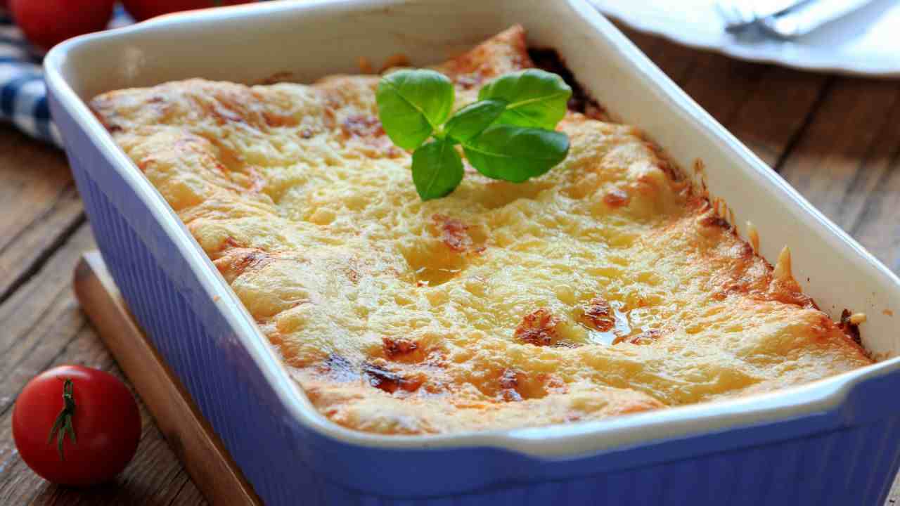 Lasagna cacio e pepe buttalapasta.it