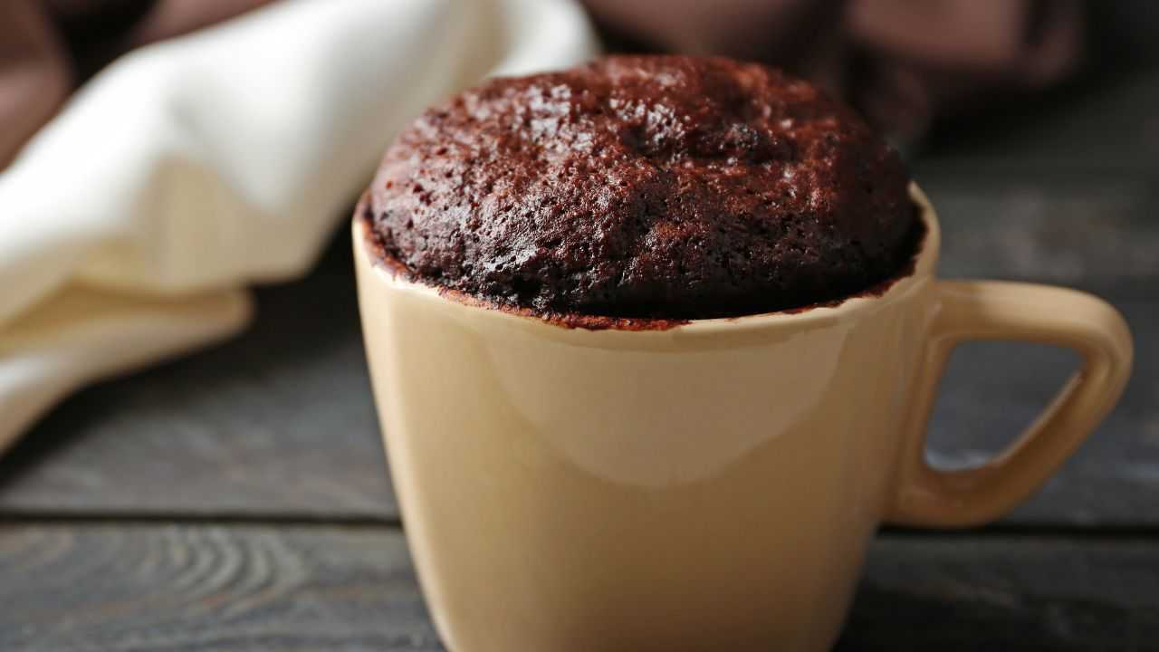 Mug cake proteica al microonde buttalapasta.it