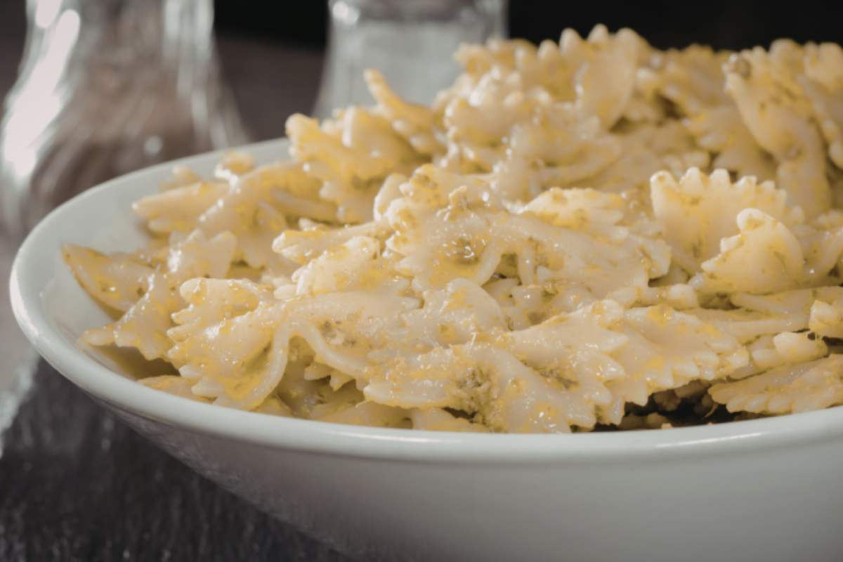 farfalle con limone e ricotta
