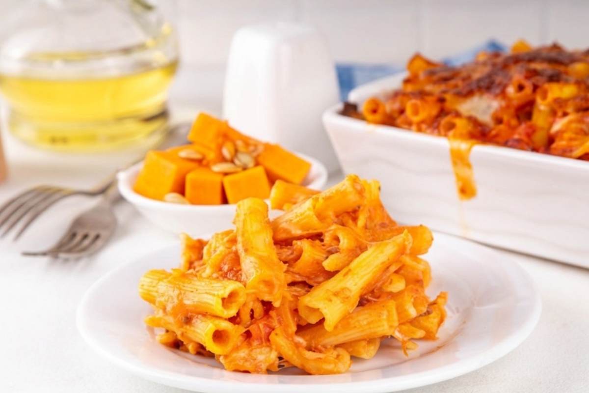 pasta con zucca e besciamella al forno