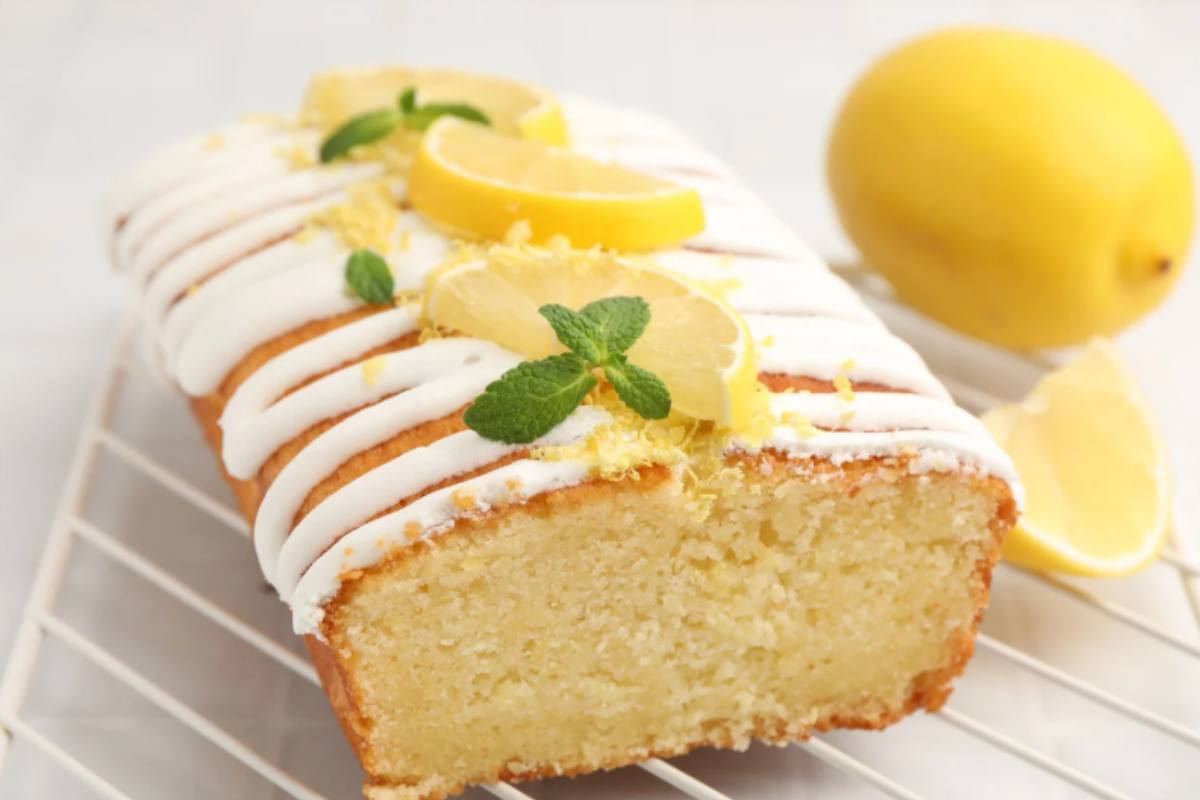 plumcake al limone con glassa