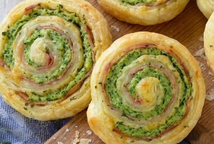 girelle dorate di sfoglia ripiene