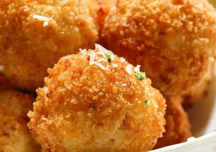 palline di tonno e ricotta dorate