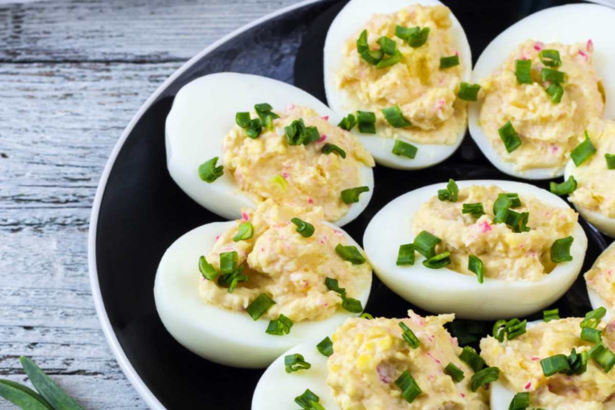 uova sode con tonno e maionese