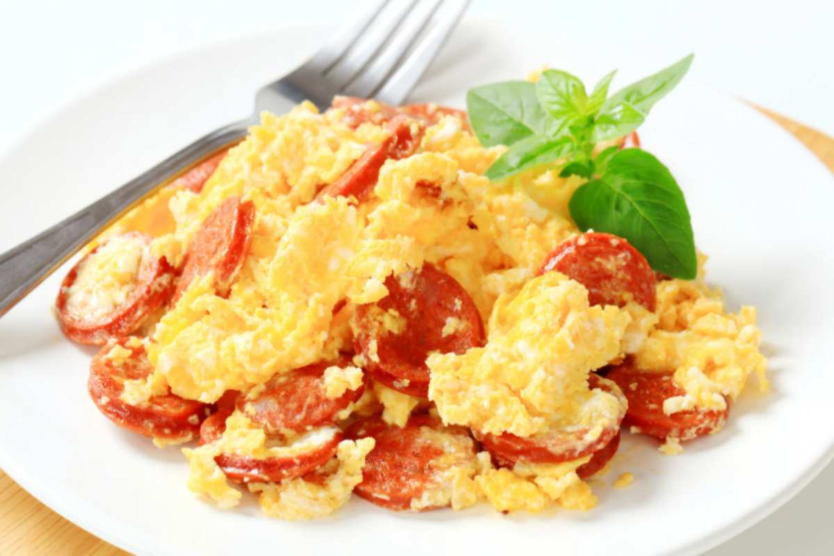 uova strapazzate con i wurstel