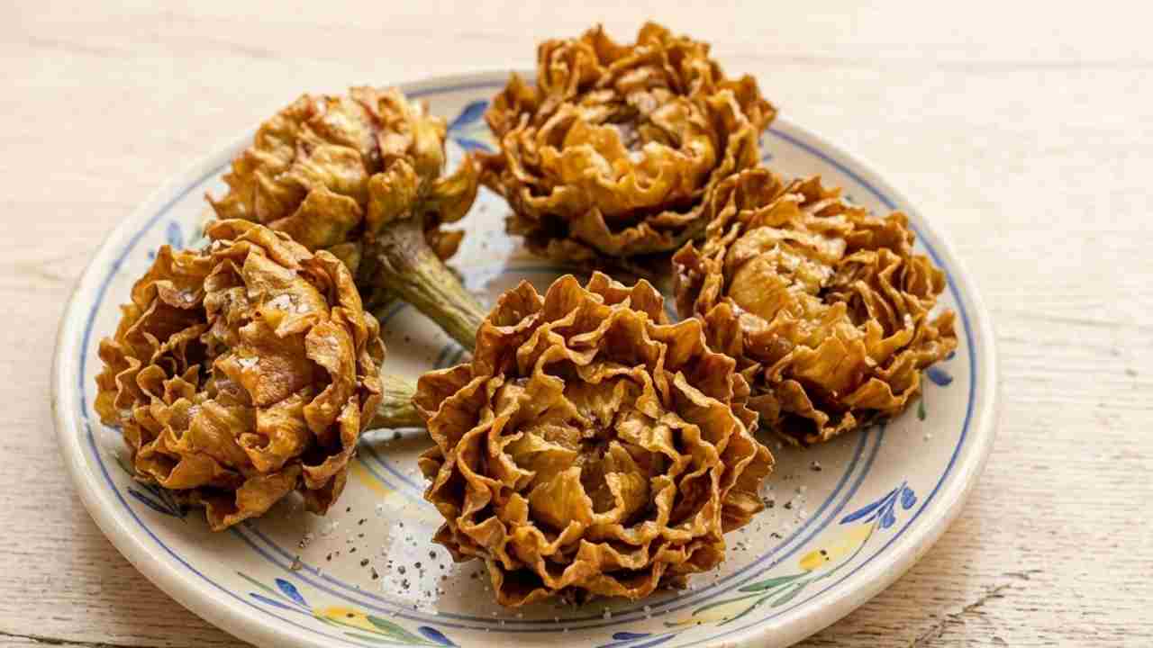 Carciofi alla giudia buttalapasta.it