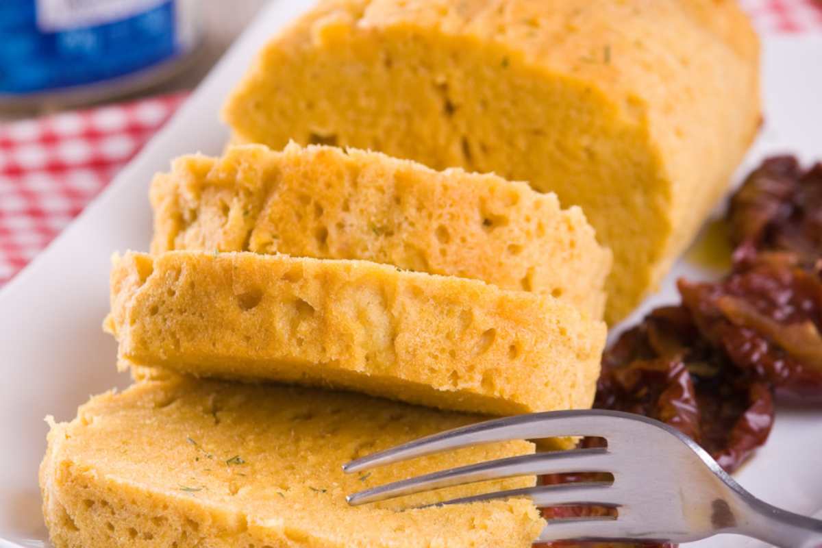 fette di polpettone di tonno