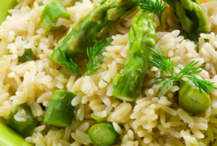 risotto con asparagi e piselli
