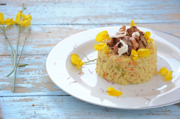 Fiori commestibili elenco ricette, risotto di fiori di zucca e funghi