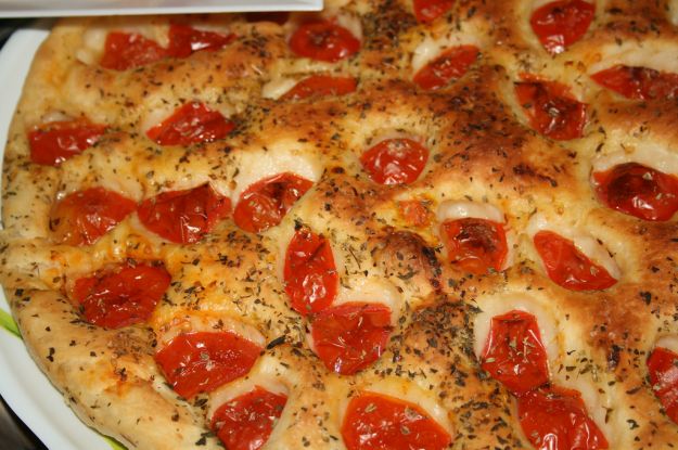 Focaccia barese