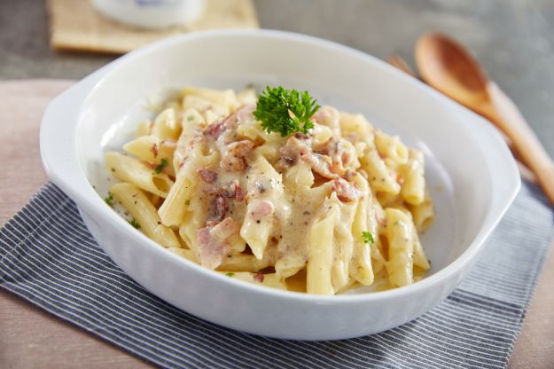 Pasta alla carbonara forno