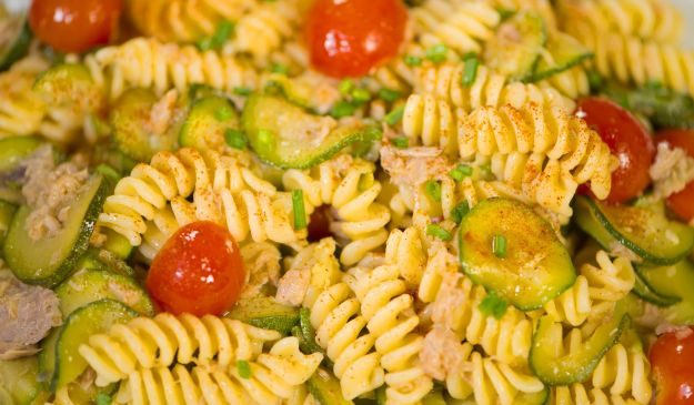 Pasta Con Zucchine E Tonno Buttalapasta