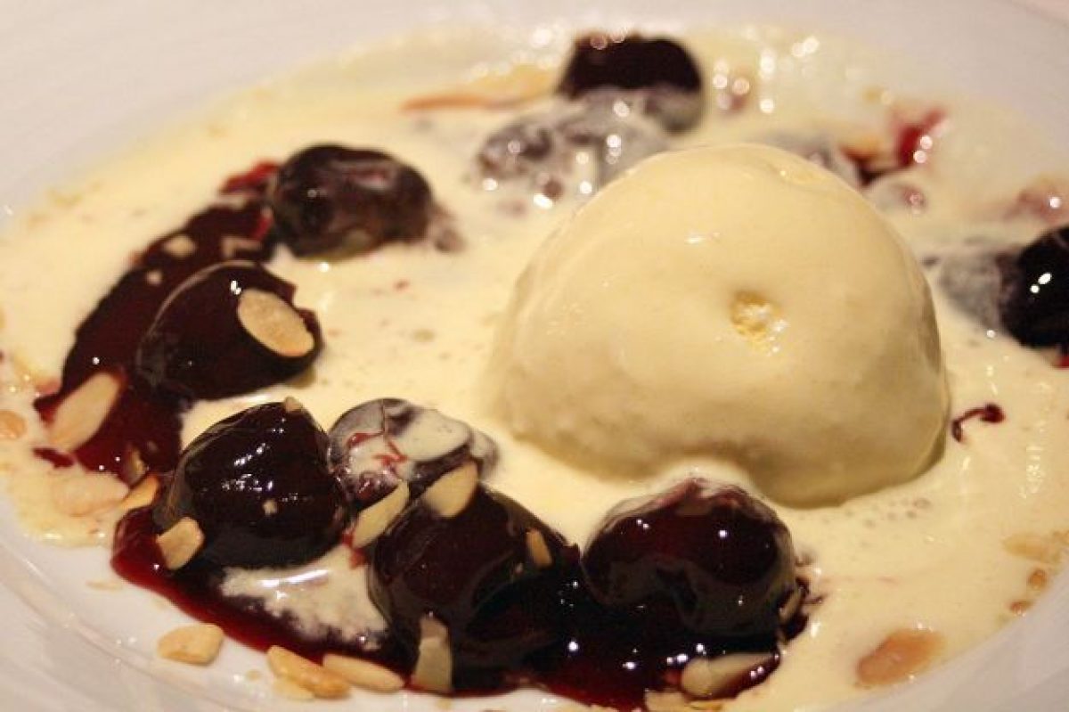 Affogato alle ciliegie