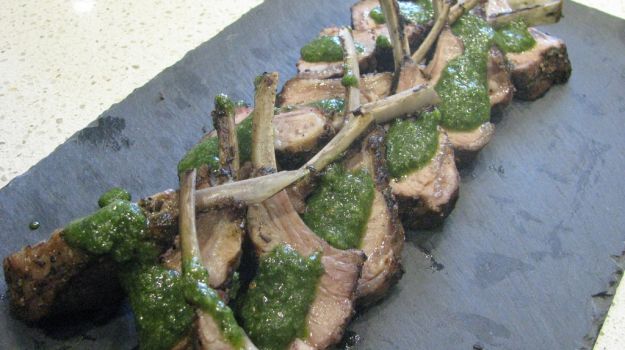 Agnello con pesto di menta