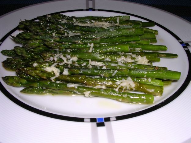 asparagi al formaggio