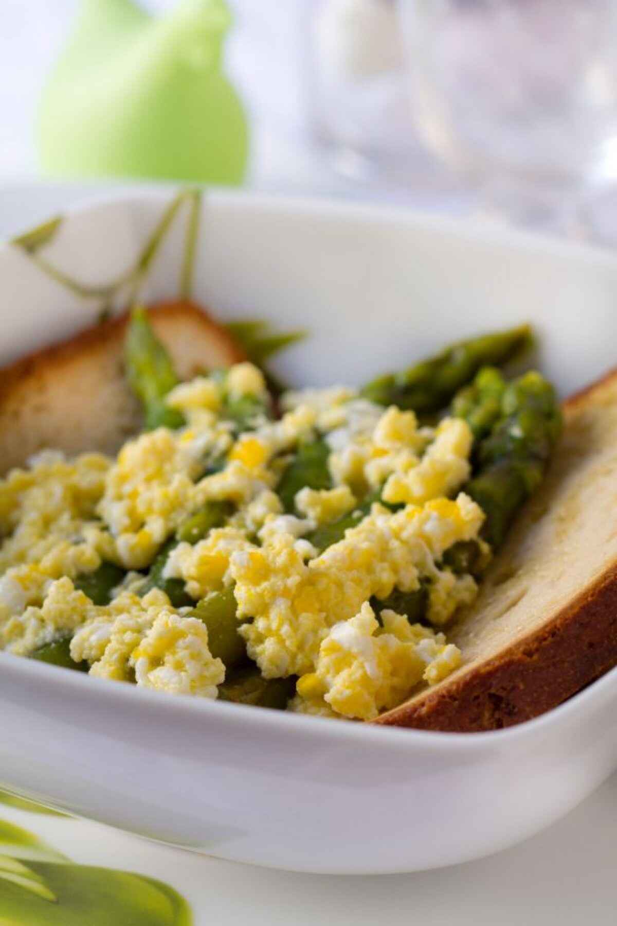 Asparagi alla fiamminga