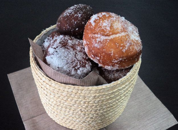 Bomboloni