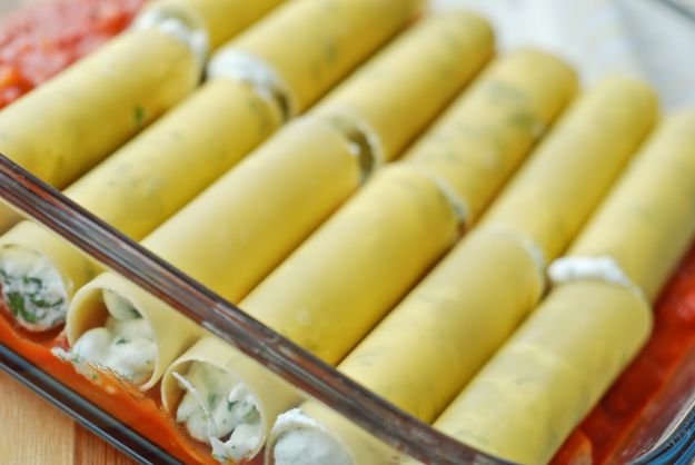 cannelloni con speck ricotta e asparagi