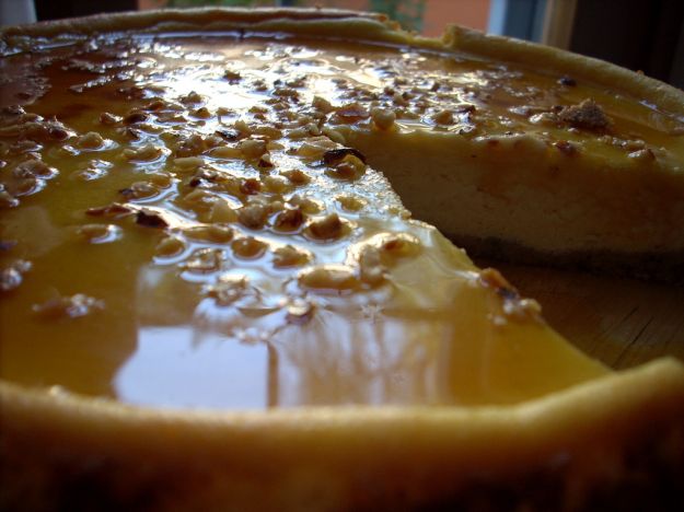 Cheesecake alla vaniglia con salsa mou