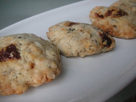 Cookies salati al pomodoro e parmigiano