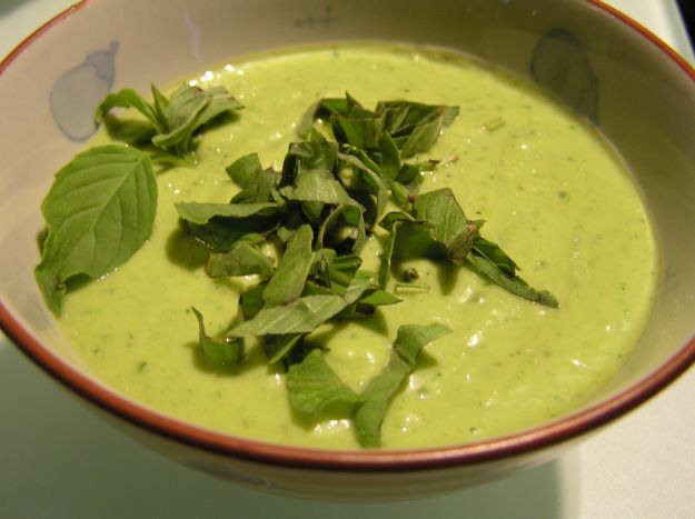 Crema di zucchine al profumo di menta