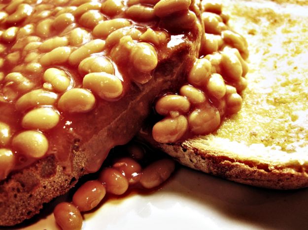 crostini con fagioli