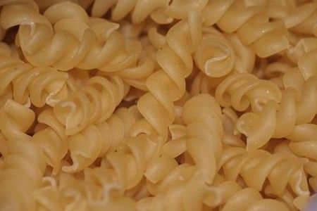 Fusilli con salsa di mandorle