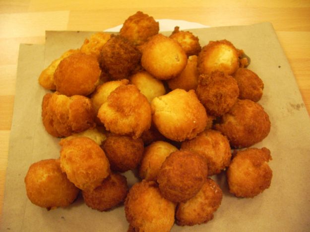 Frittelle di pane e arance