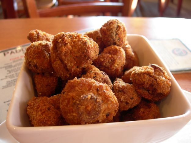 breaded mushrooms at Paddy's in Port Douglas