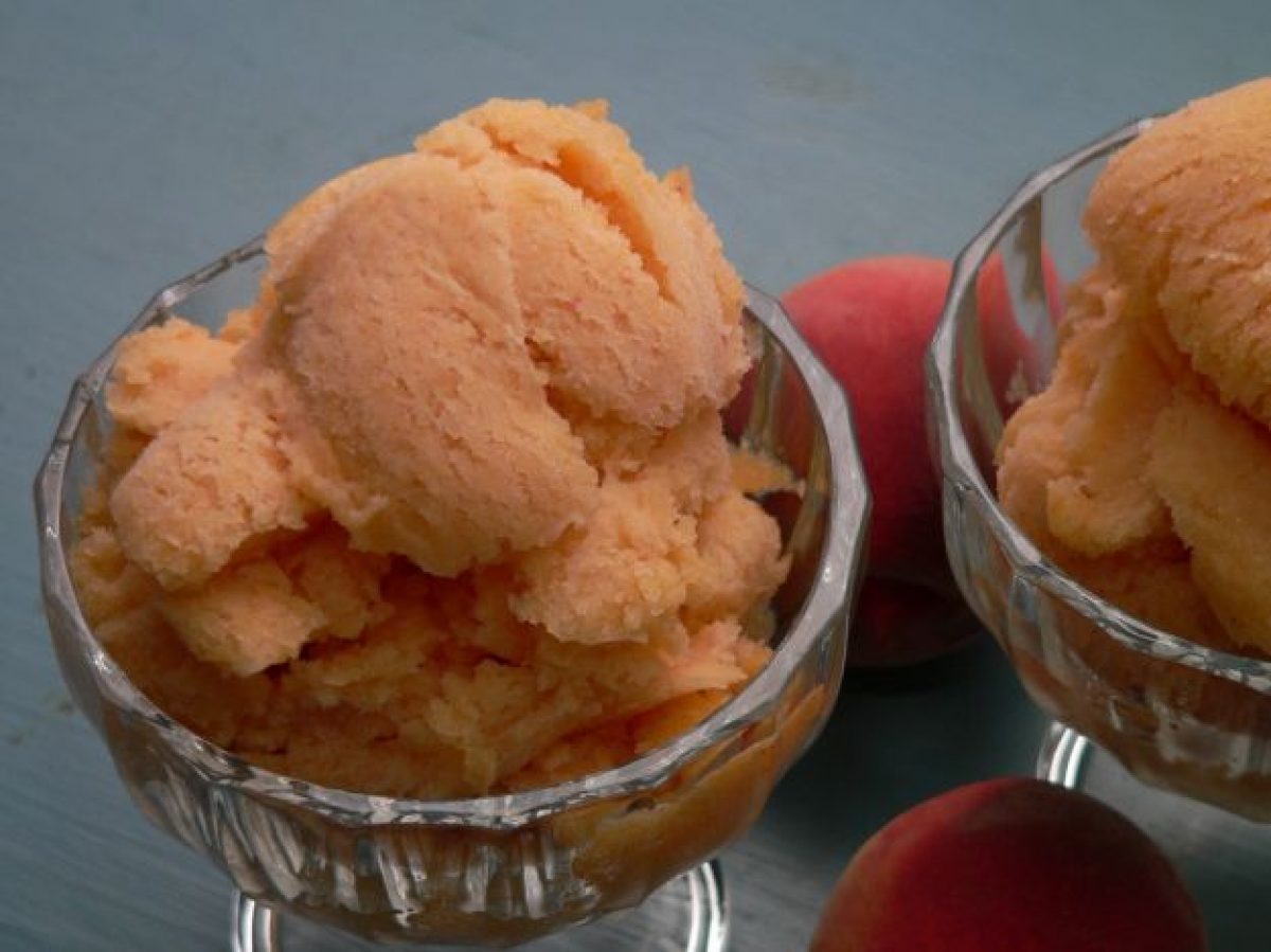 Gelato alla pesca