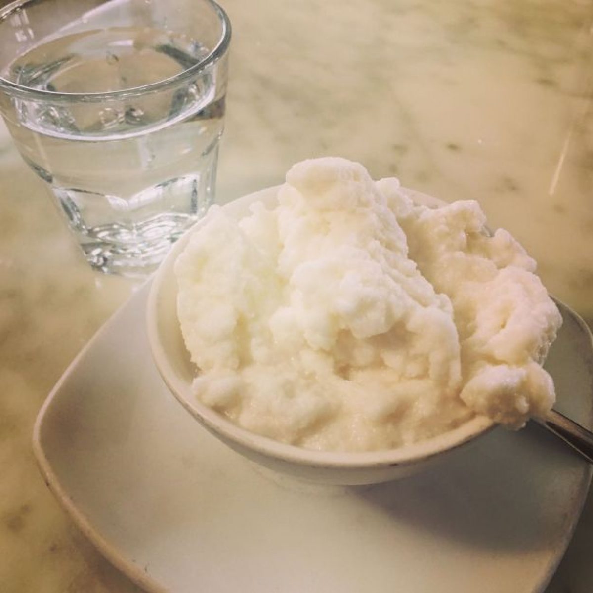 Granita di mandorle siciliana