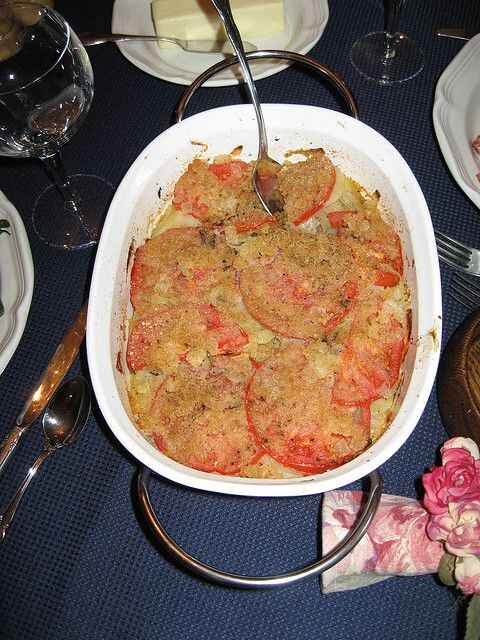 Gratin di patate e pomodori