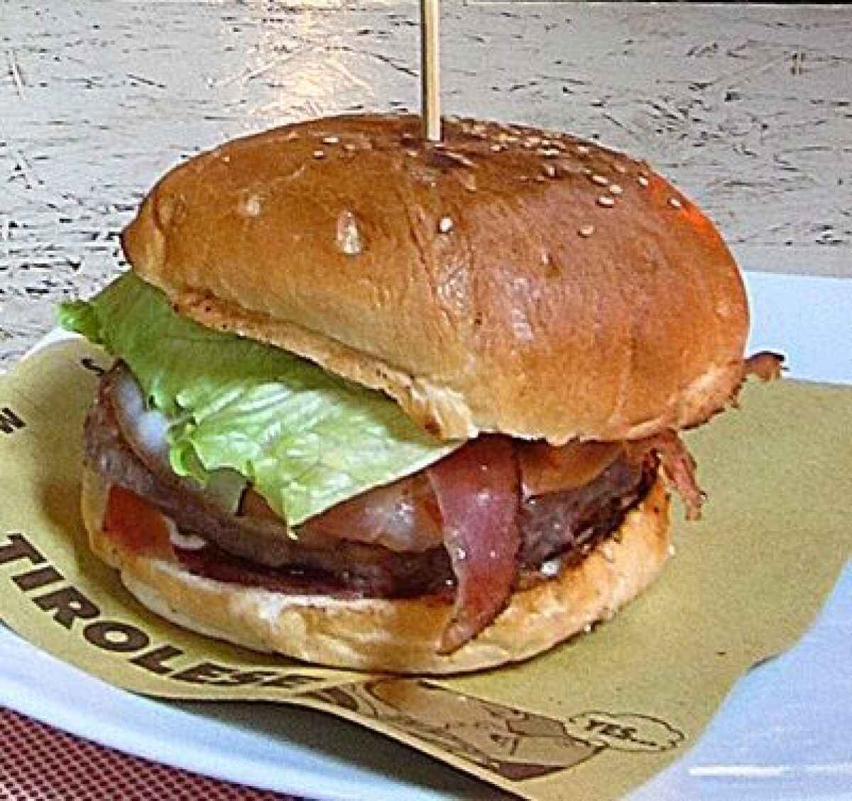 Hamburger tirolese