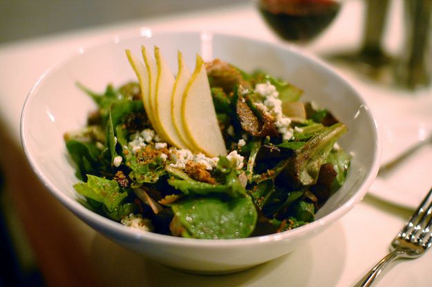 Insalata con pere e bottarga