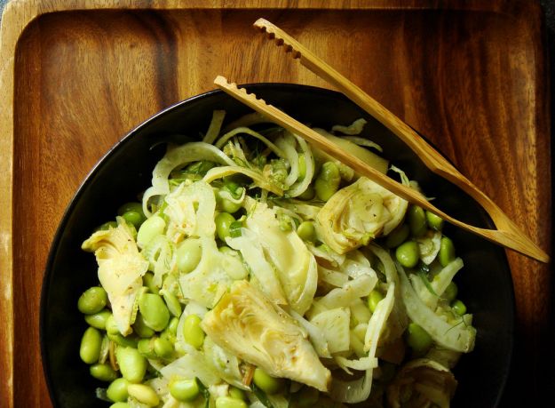 insalata di finocchi, carciofi e fave