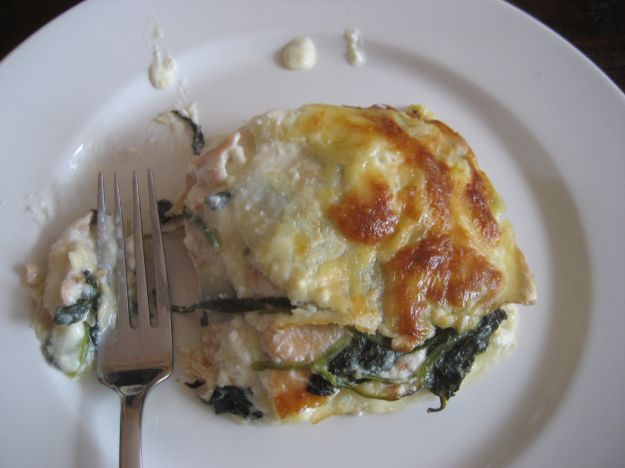 Lasagne al forno con spinaci e salmone affumicato