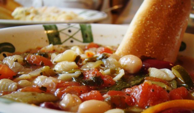 minestrone di riso e fagioli